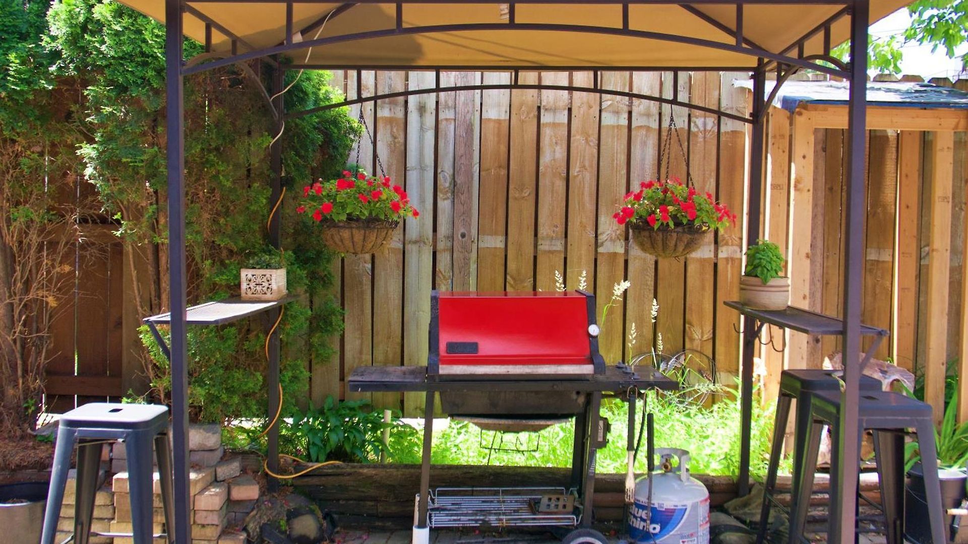The Banksy-free Parking -4 Bedroom W King Bed- Firepit Rooftop Near United Center * Chicago