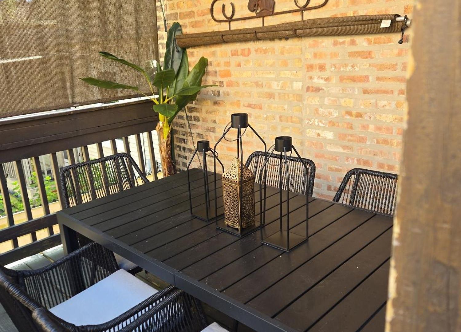 Spacious 4br With Outdoor Oasis Apartment