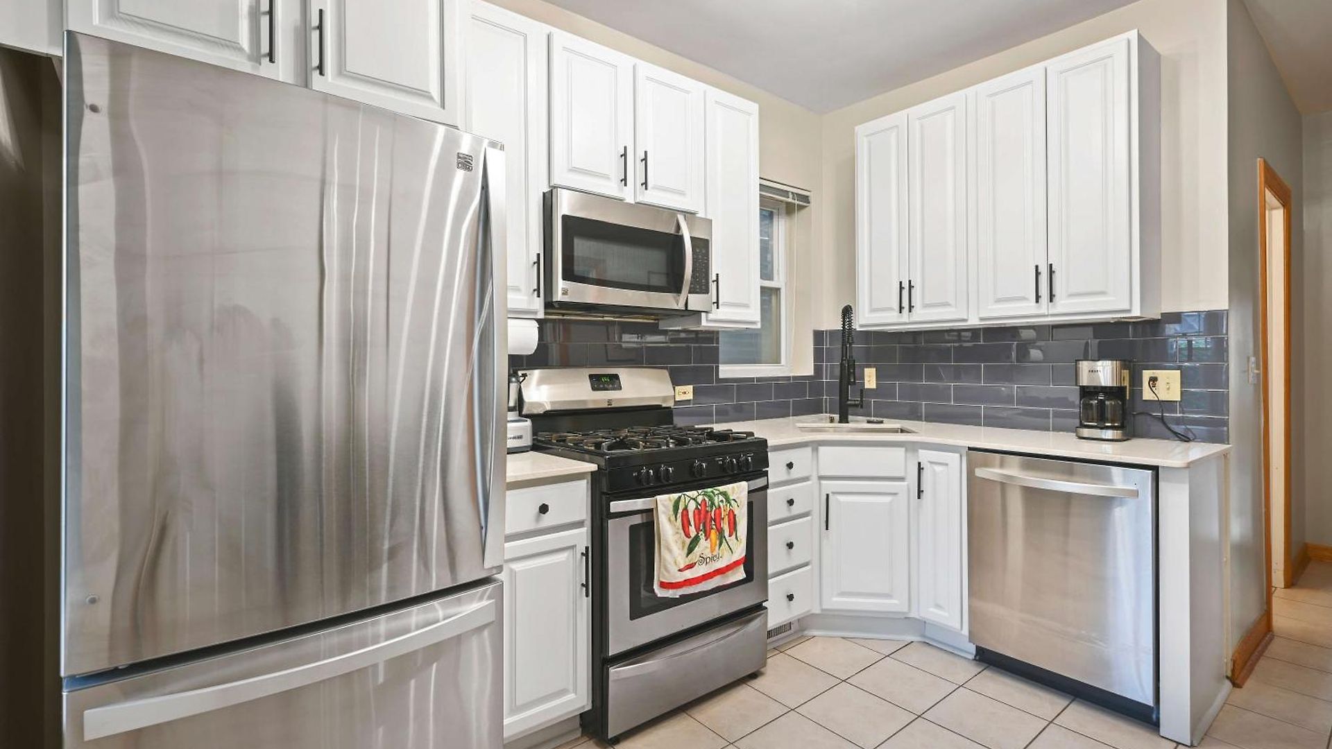 Wrigley 4br Home, Sleeps 10 * Chicago