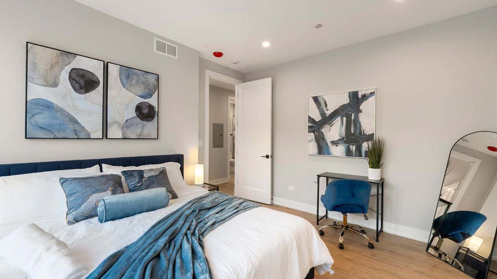 New Build In Pilsen Spacious 2 Bed 2 Bath Unit Apartment Chicago