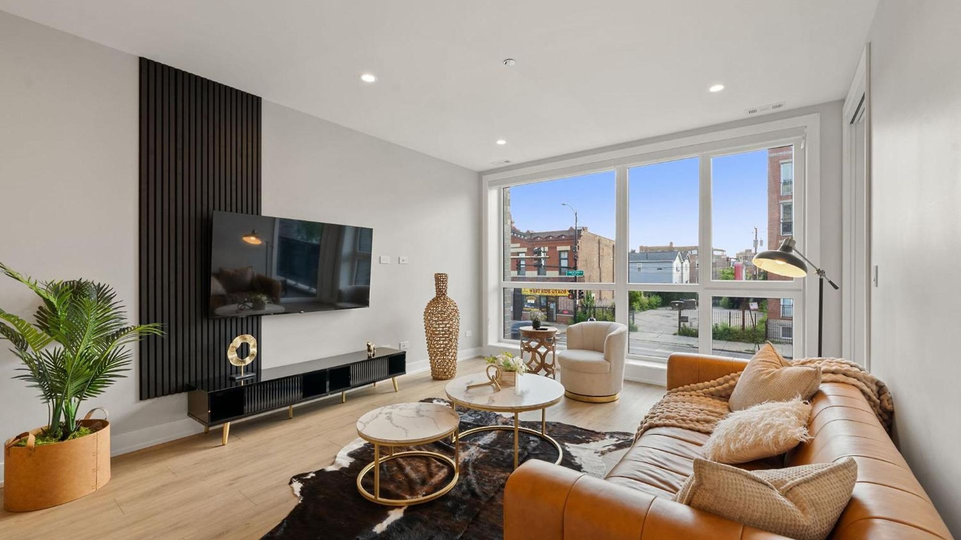 Bright 2bed 2bath In Brand New Pilsen Development Apartment *