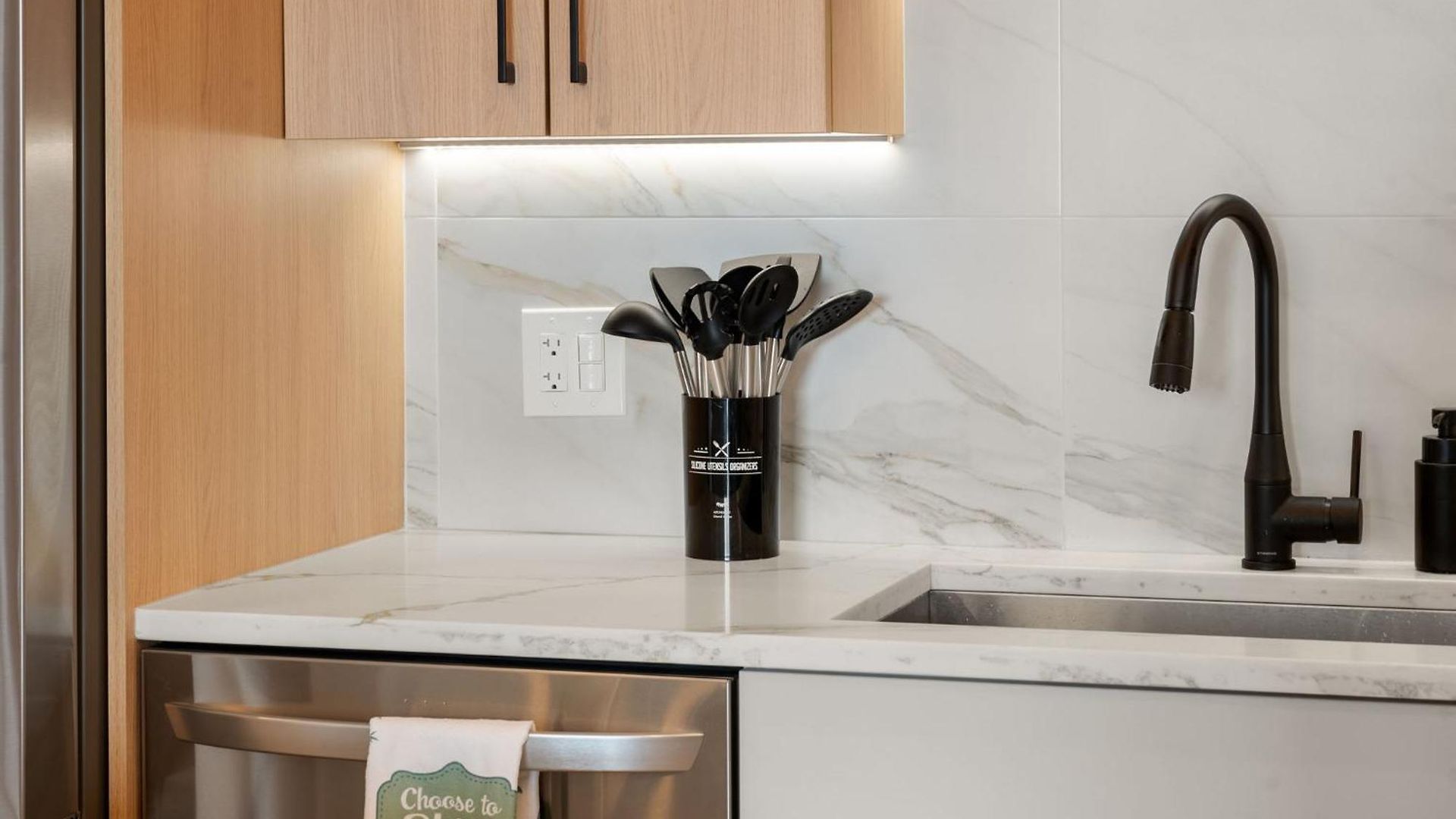 Bright 2bed 2bath In Brand New Pilsen Development Apartment