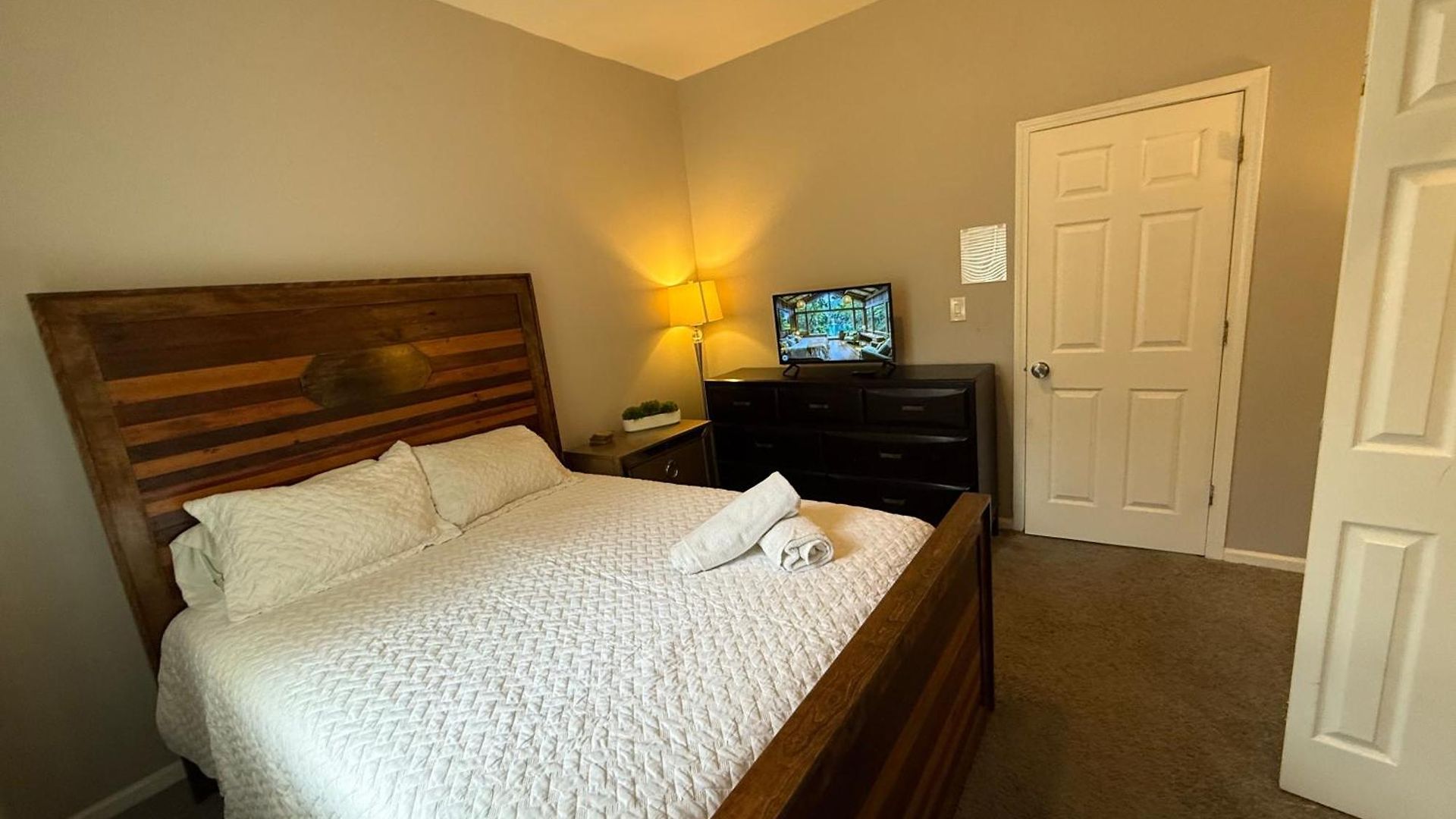 Wonderful Close To Downtown - Free Parking Chicago