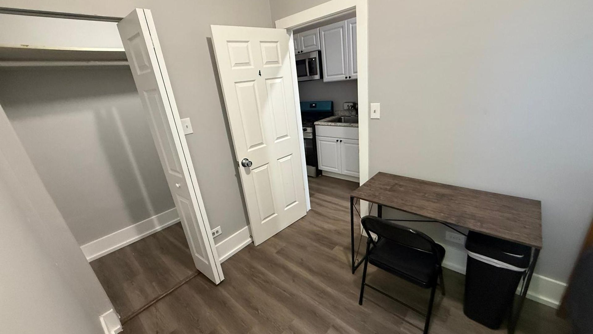 Homestay Beautiful Near Downtwon - Free Parking! *