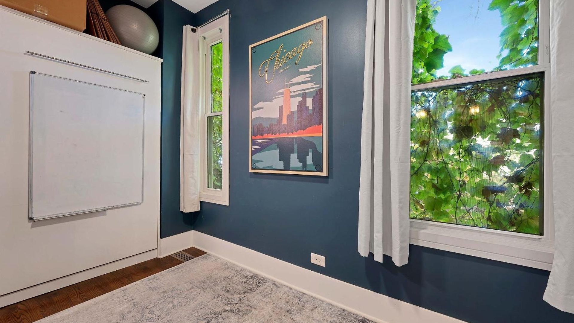 Wicker Park 4bd 3ba, Steps From Cta, Parking Incl Holiday home *