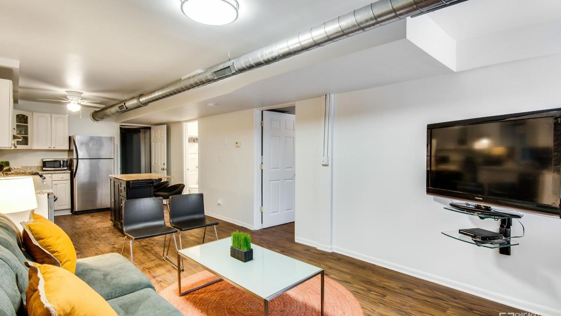 Wicker Park 6bd 4ba, Steps From Cta, Parking Incl *