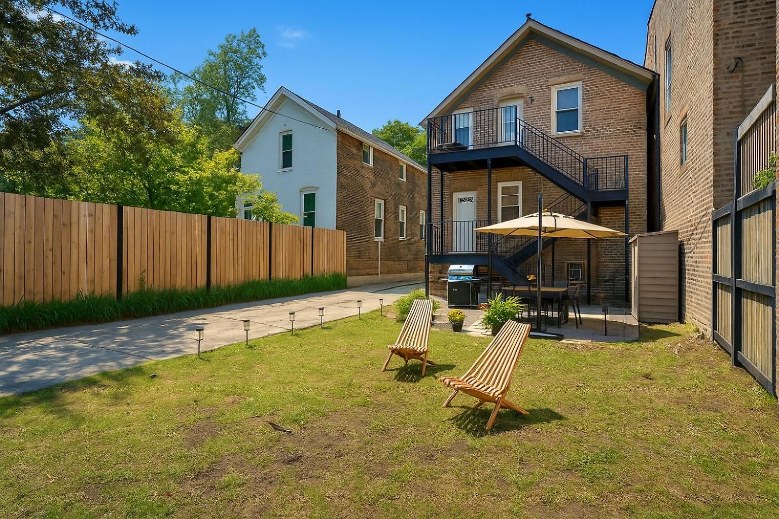 Newly Updated Vintage 6 Bedroom Single Family Home Chicago
