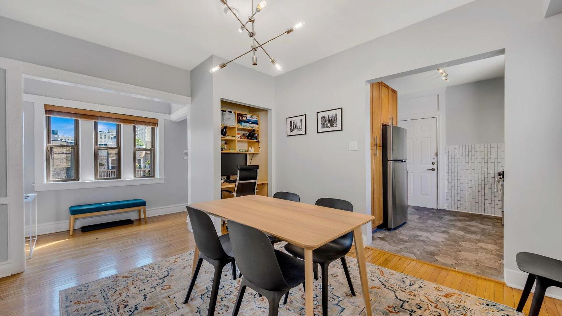 Apartment Steps To The Lakefront! Uptown Beauty Is Everything Need For A Perfect Getaway Chicago