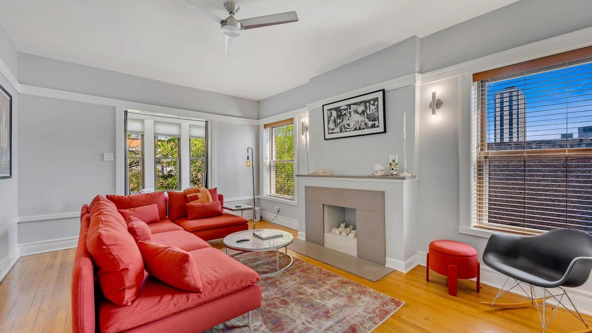 Apartment Steps To The Lakefront! Uptown Beauty Is Everything Need For A Perfect Getaway Chicago