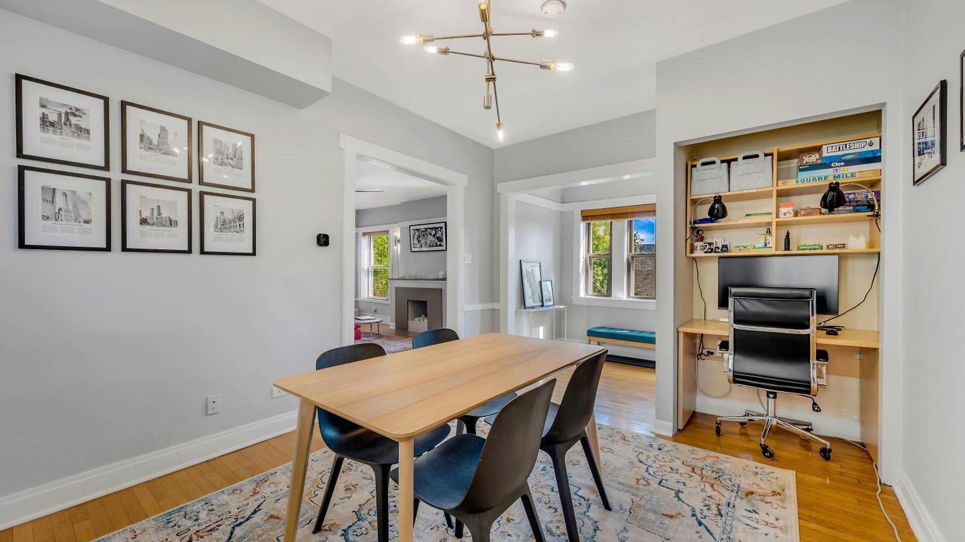 Apartment Steps To The Lakefront! Uptown Beauty Is Everything Need For A Perfect Getaway