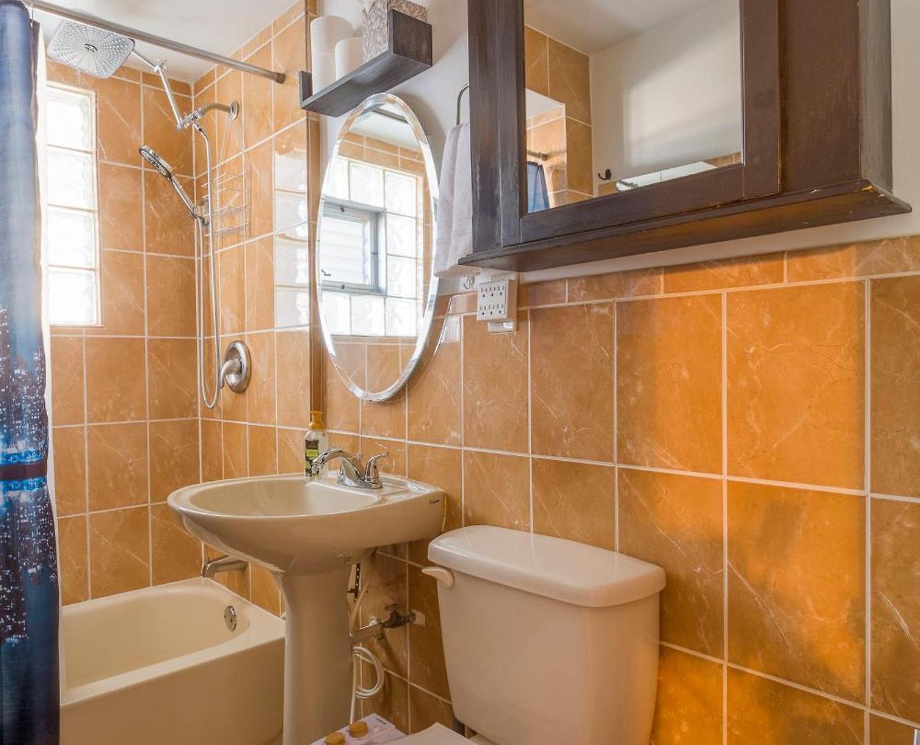 Hermosa House - Peaceful Quiet 3br, Free Street Parking, Solar Powered, By Logan Square