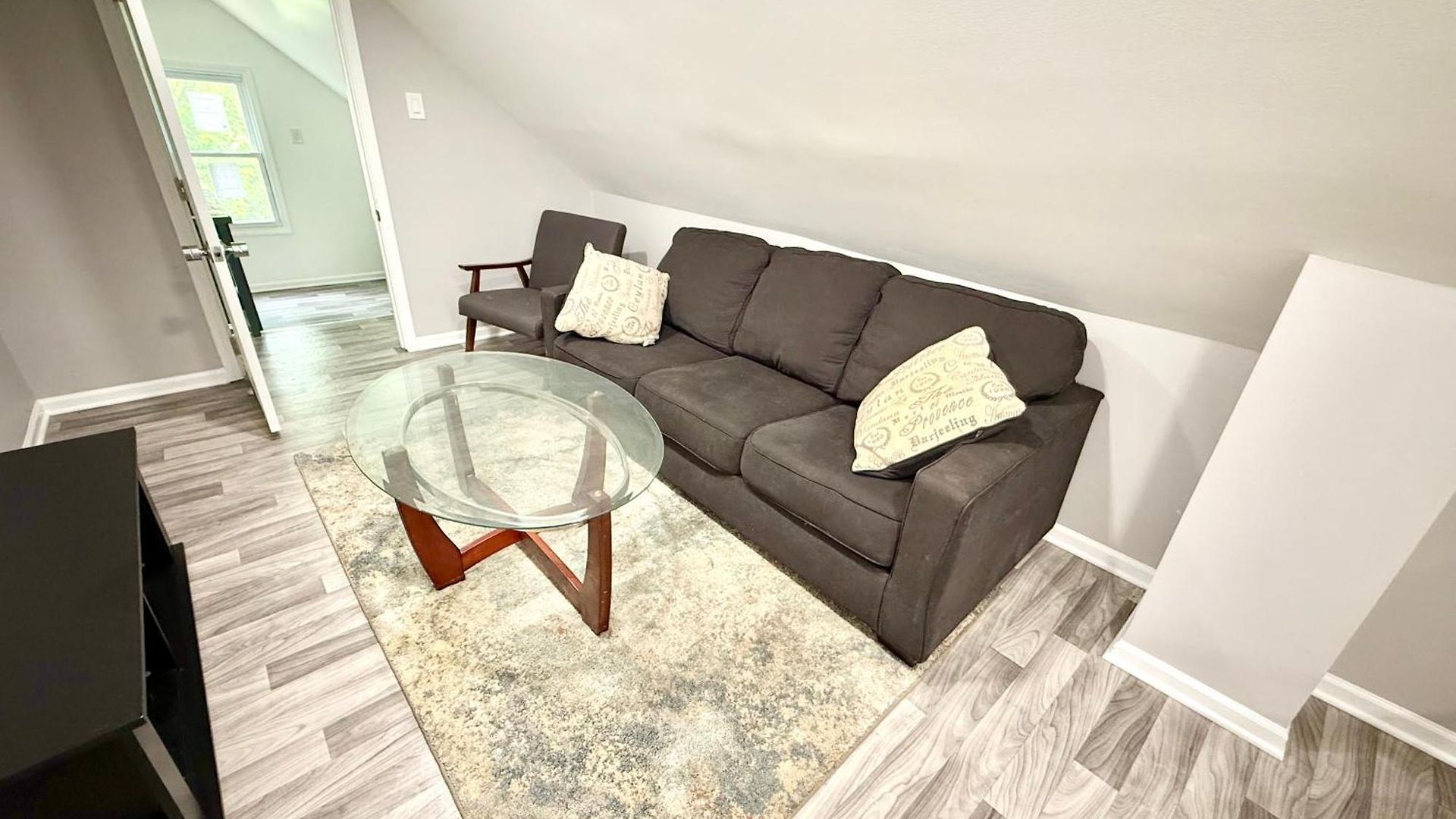 Homestay Amazing Place To Near Downtown Chicago!