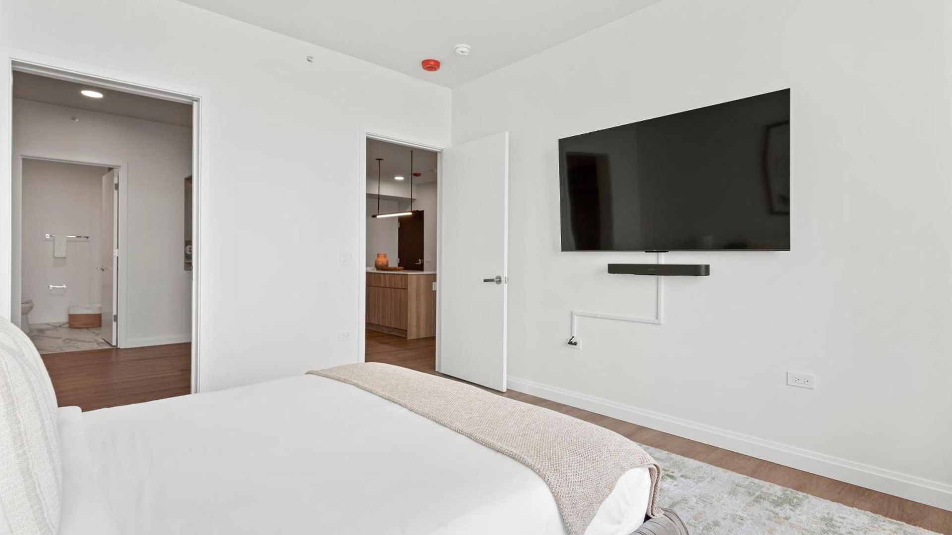 Apartment Lux Apts With Views And Amenities *