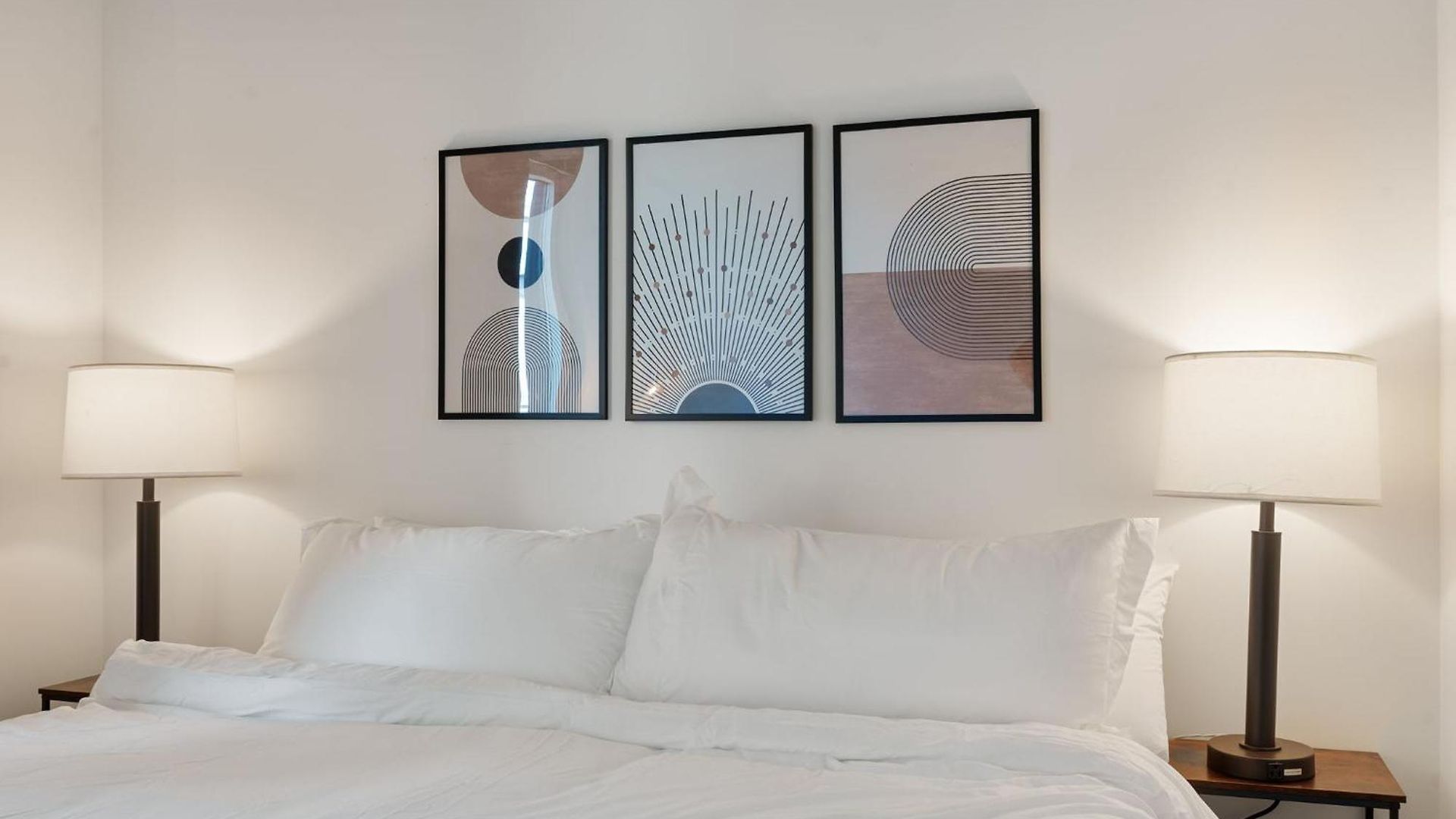 Hotel Sophisticated 4br - Modern And Luxurious Chicago
