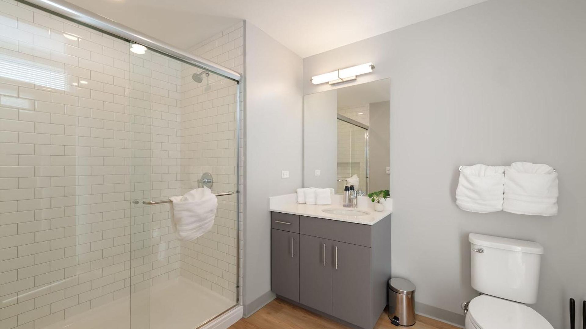 Sophisticated 4br - Modern And Luxurious Hotel