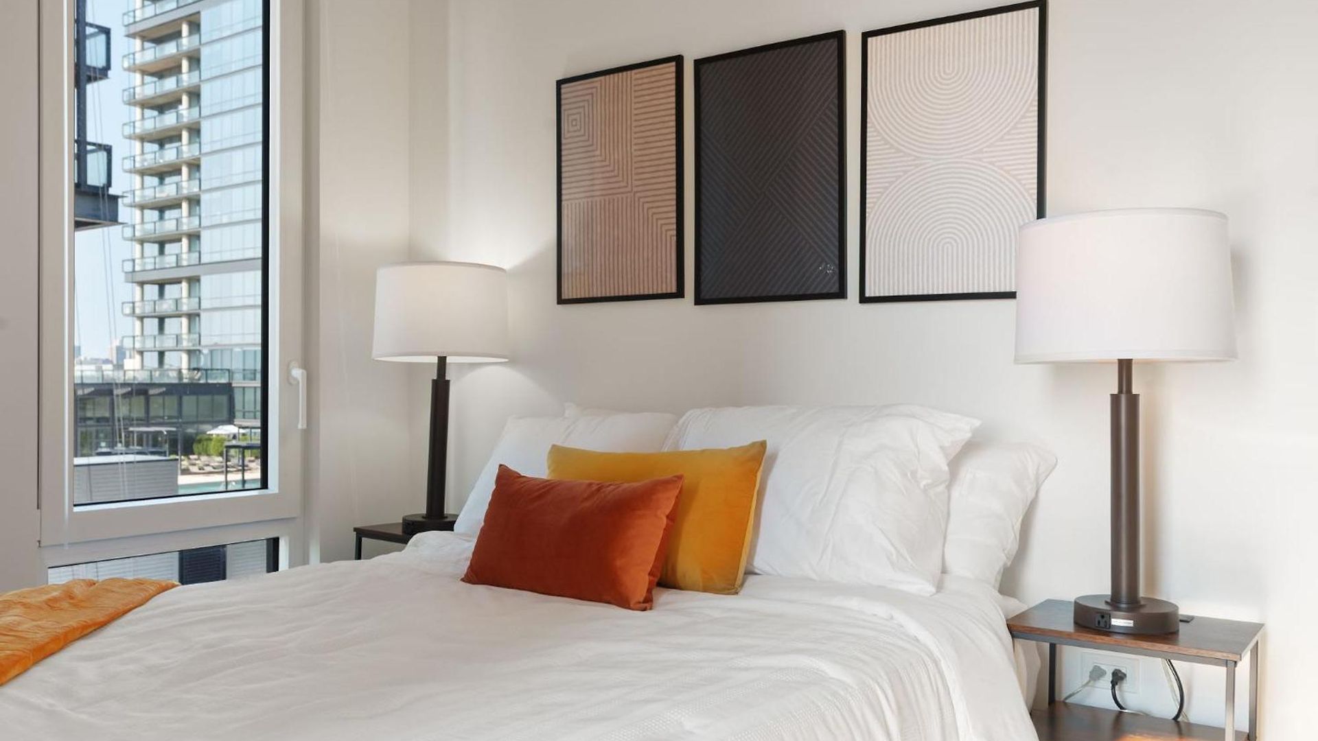 Hotel Sophisticated 4br - Modern And Luxurious