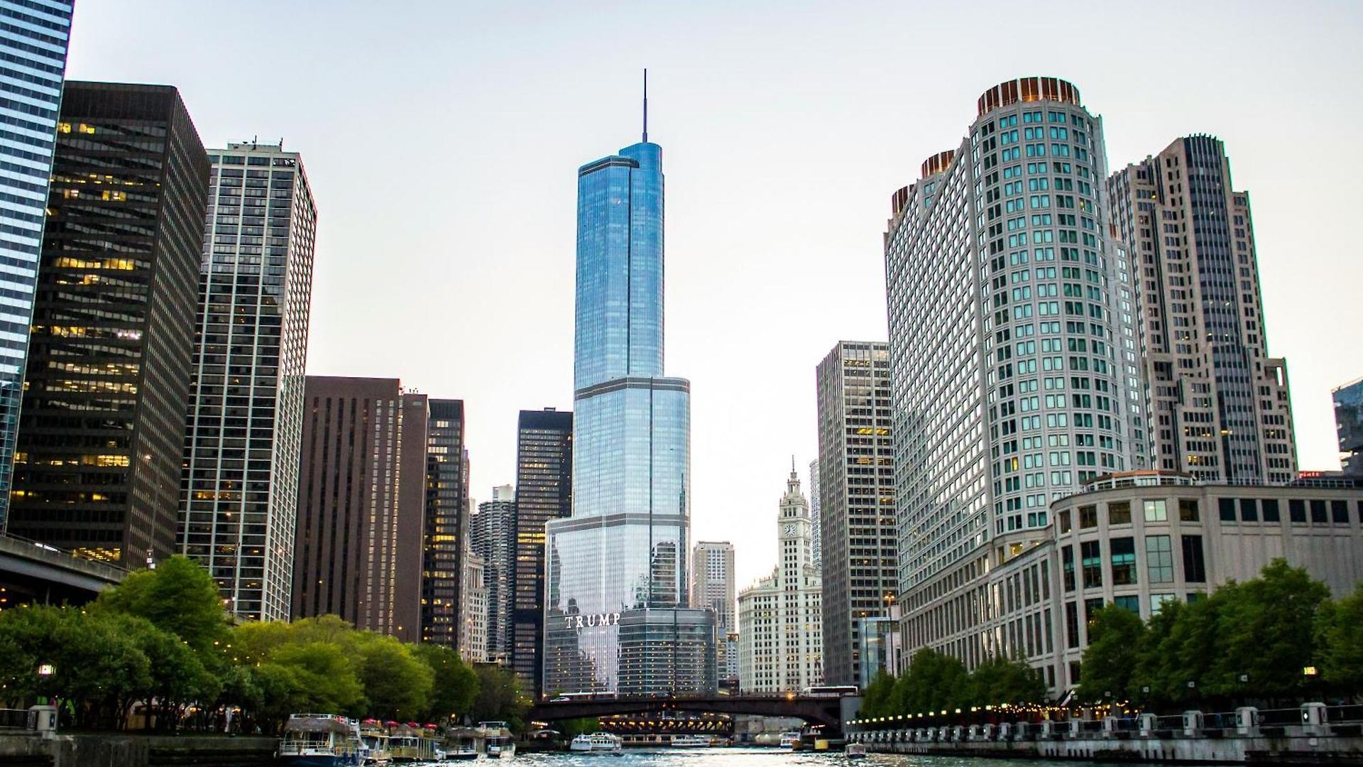 Luxurious Lincoln Park With Gourmet Kitchen Chicago