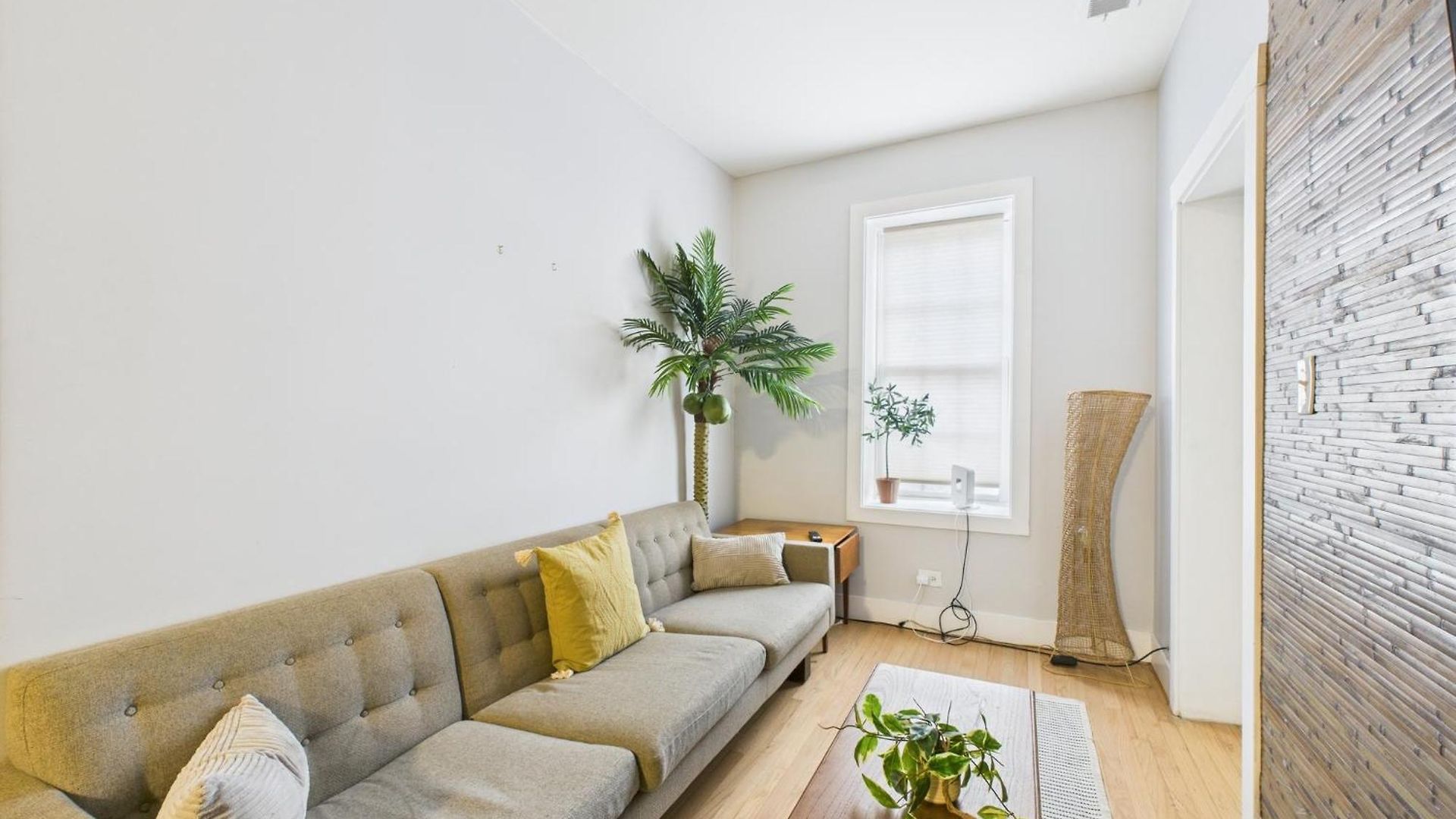 Modern 2br With Patio & Cozy Space Apartment Chicago