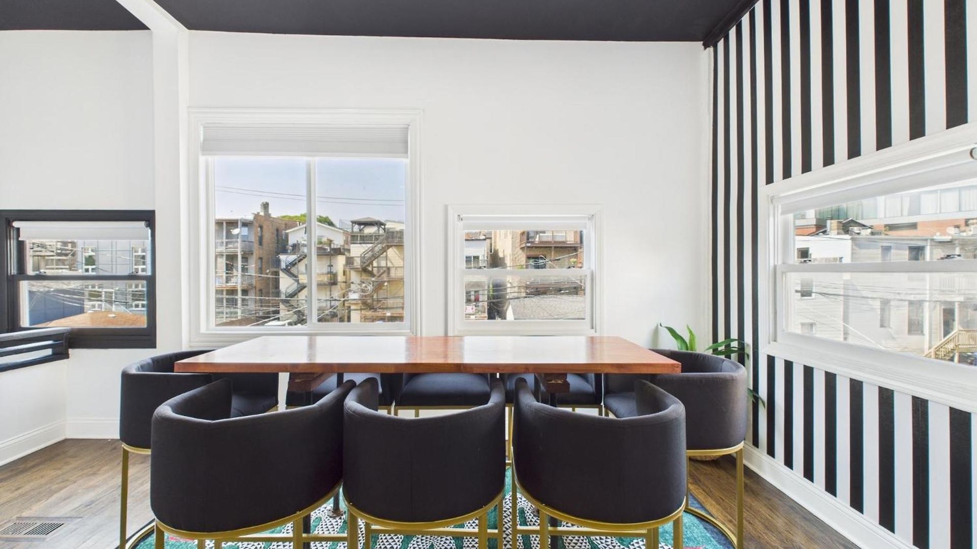 Wrigleyville Gem With Hidden Bar & Vintage Charm *