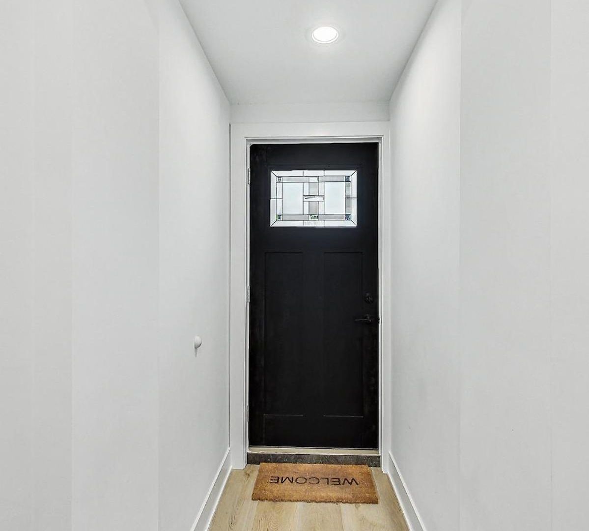 East Lincoln Park Gem Spacious 4 Br