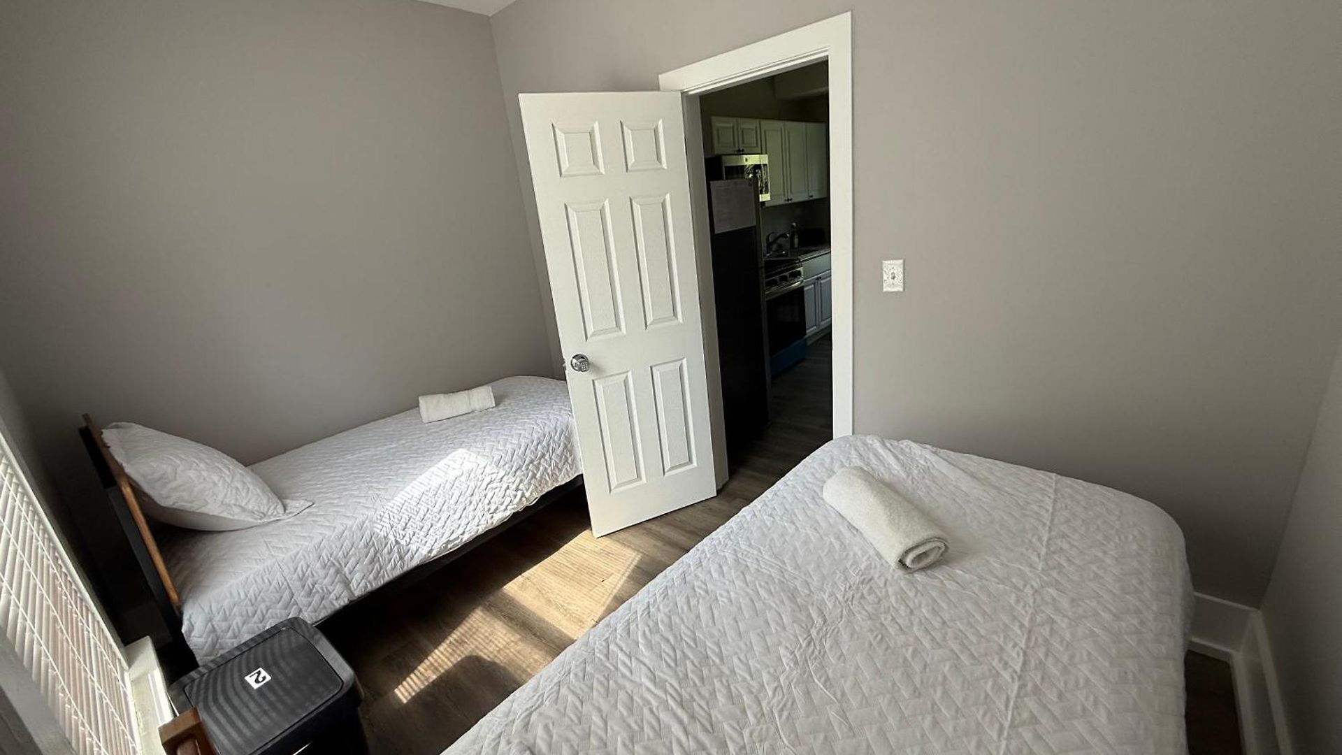 Homestay Beautiful Near Downtwon - Free Parking! *