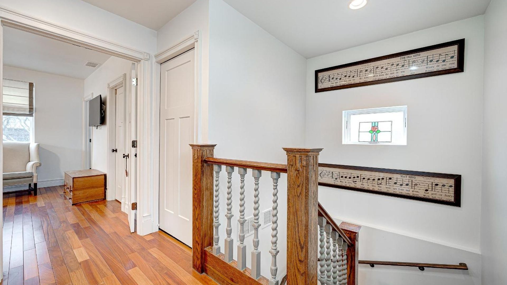 Large With Outdoor Deck In Historic District * Chicago