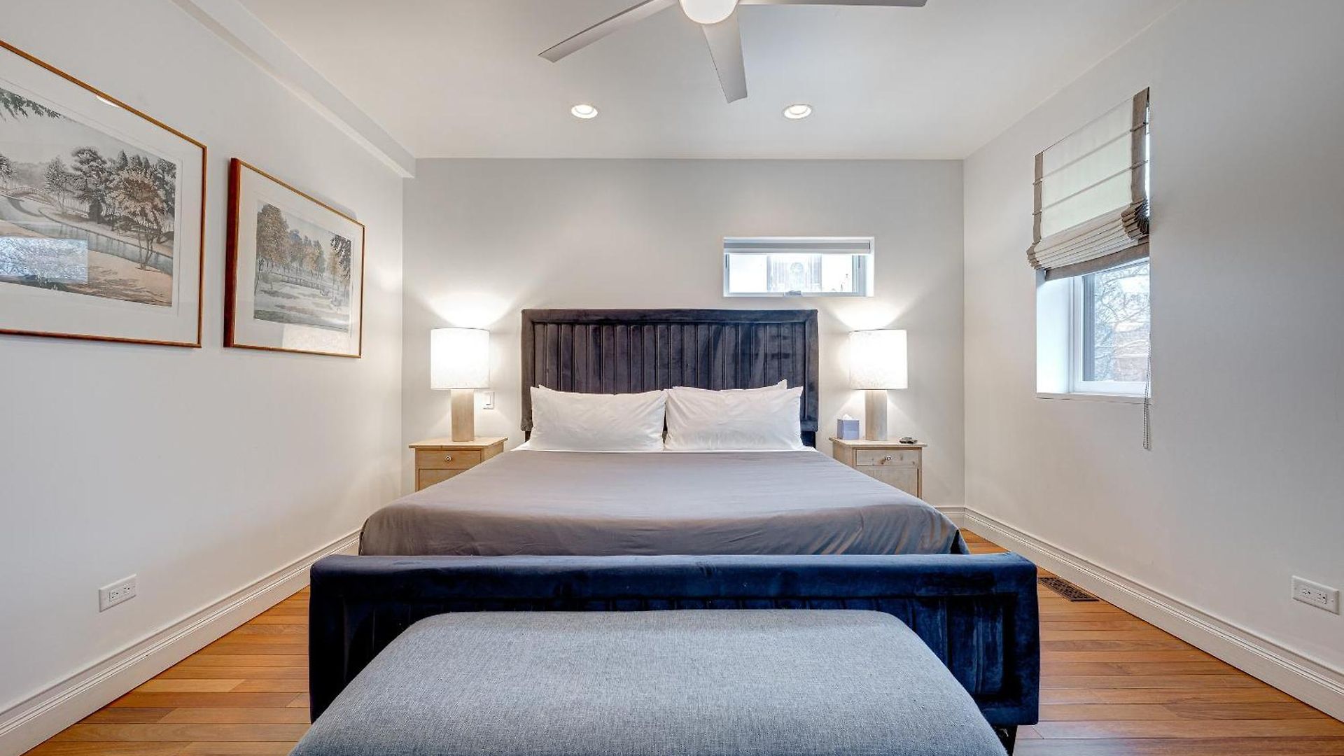 Large With Outdoor Deck In Historic District Chicago