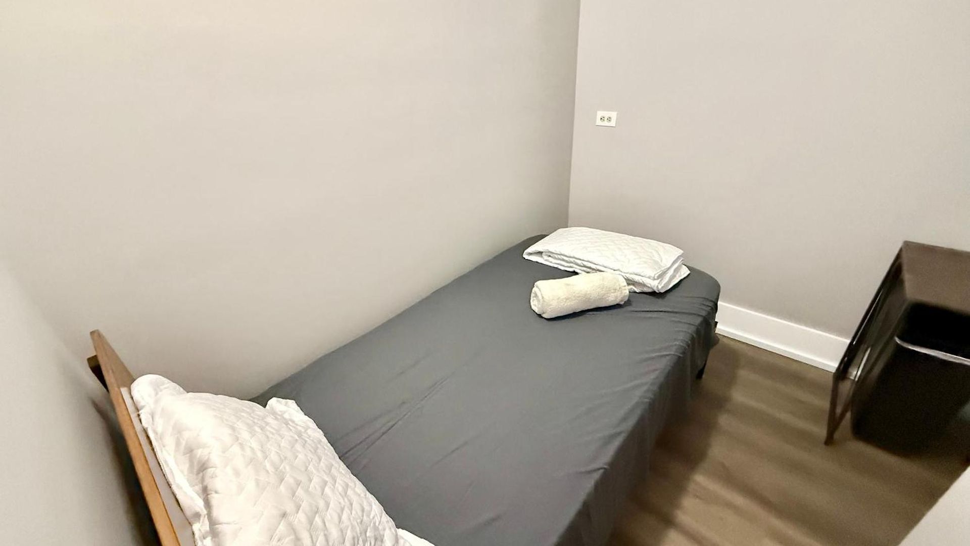 Beautiful Near Downtwon - Free Parking! *