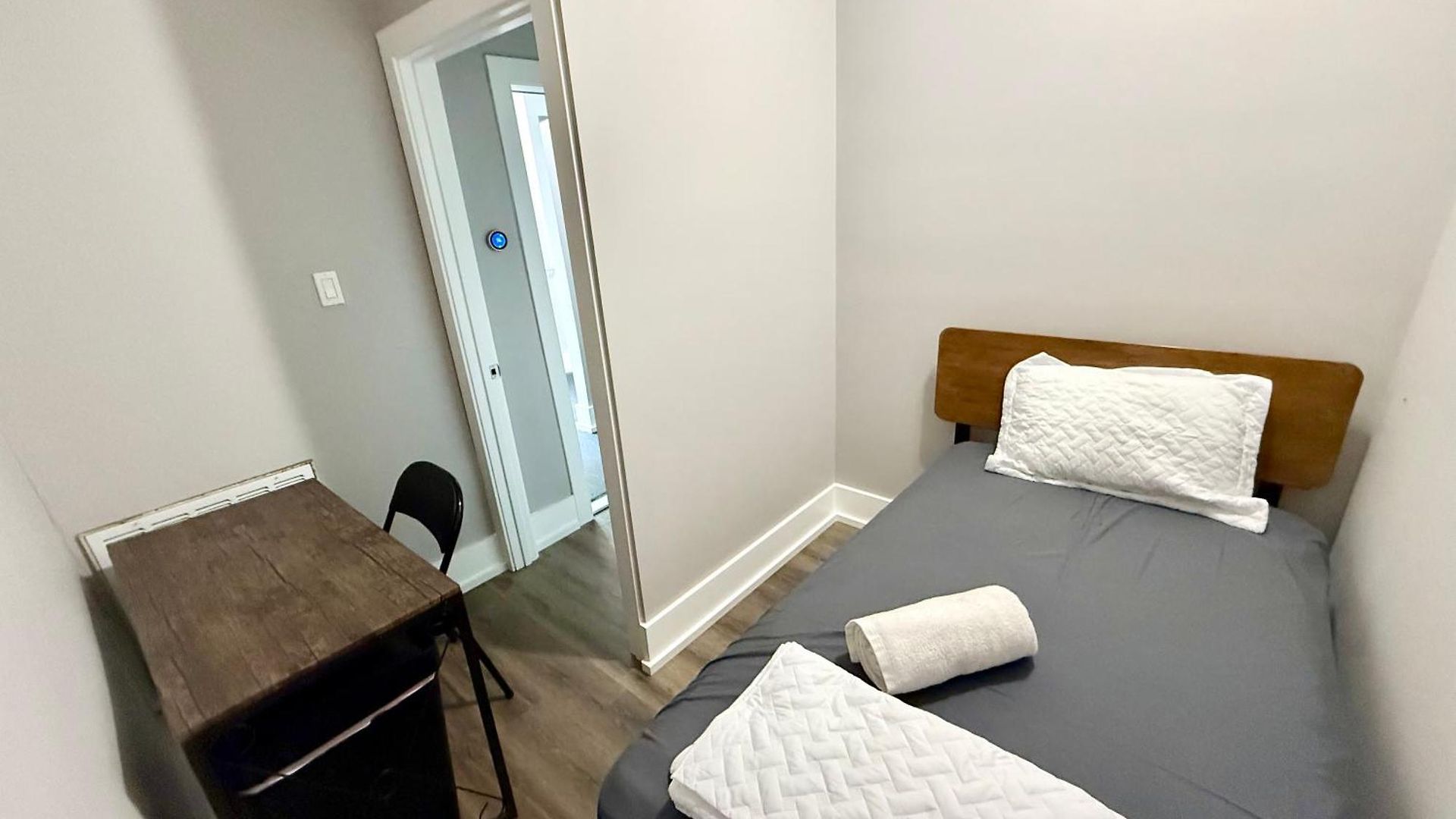 Homestay Beautiful Near Downtwon - Free Parking!