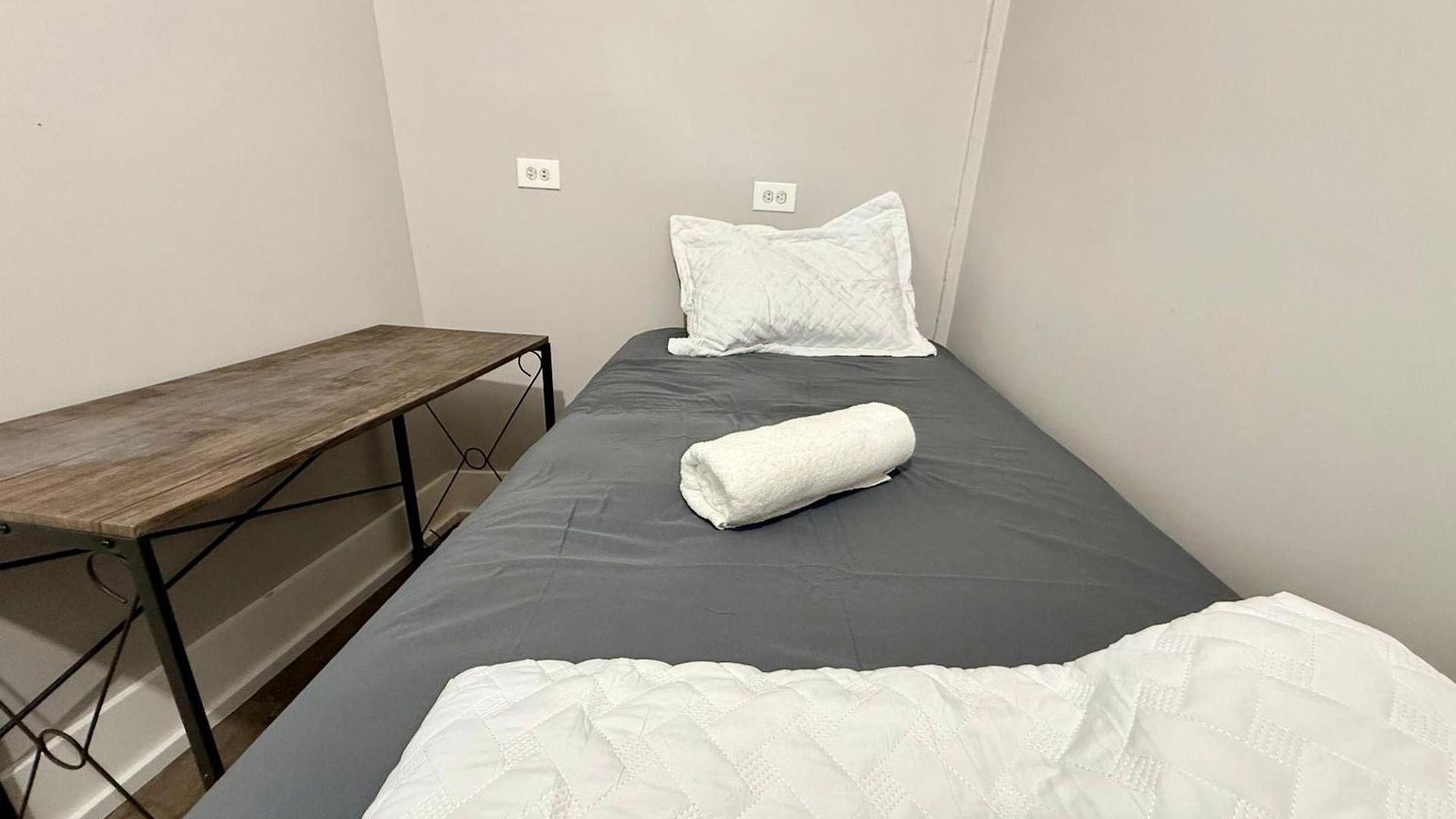 Beautiful Near Downtwon - Free Parking! Homestay Chicago