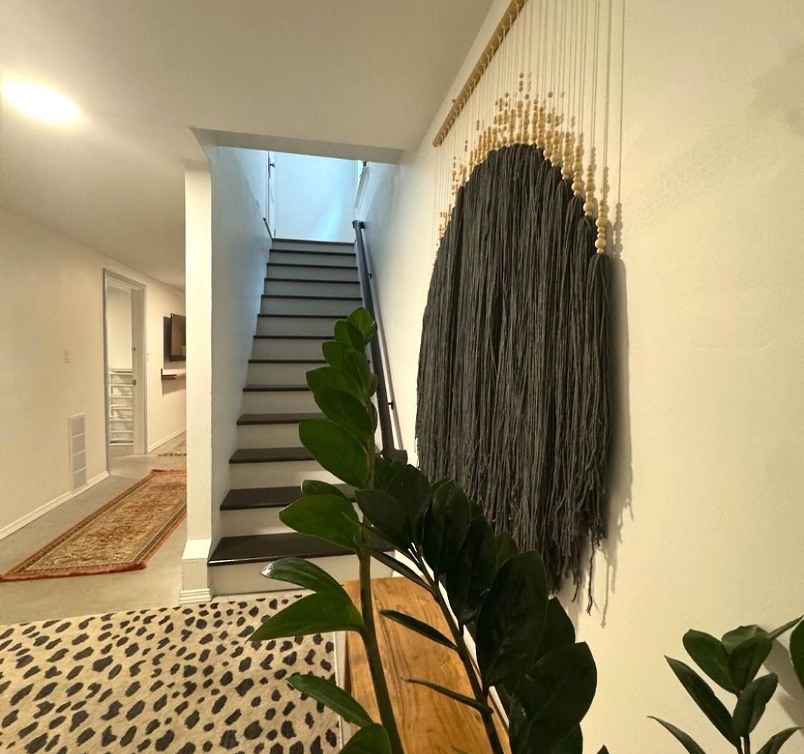 Stunning 3 Bedrooms 2 Bathrooms Getaway Chicago! *