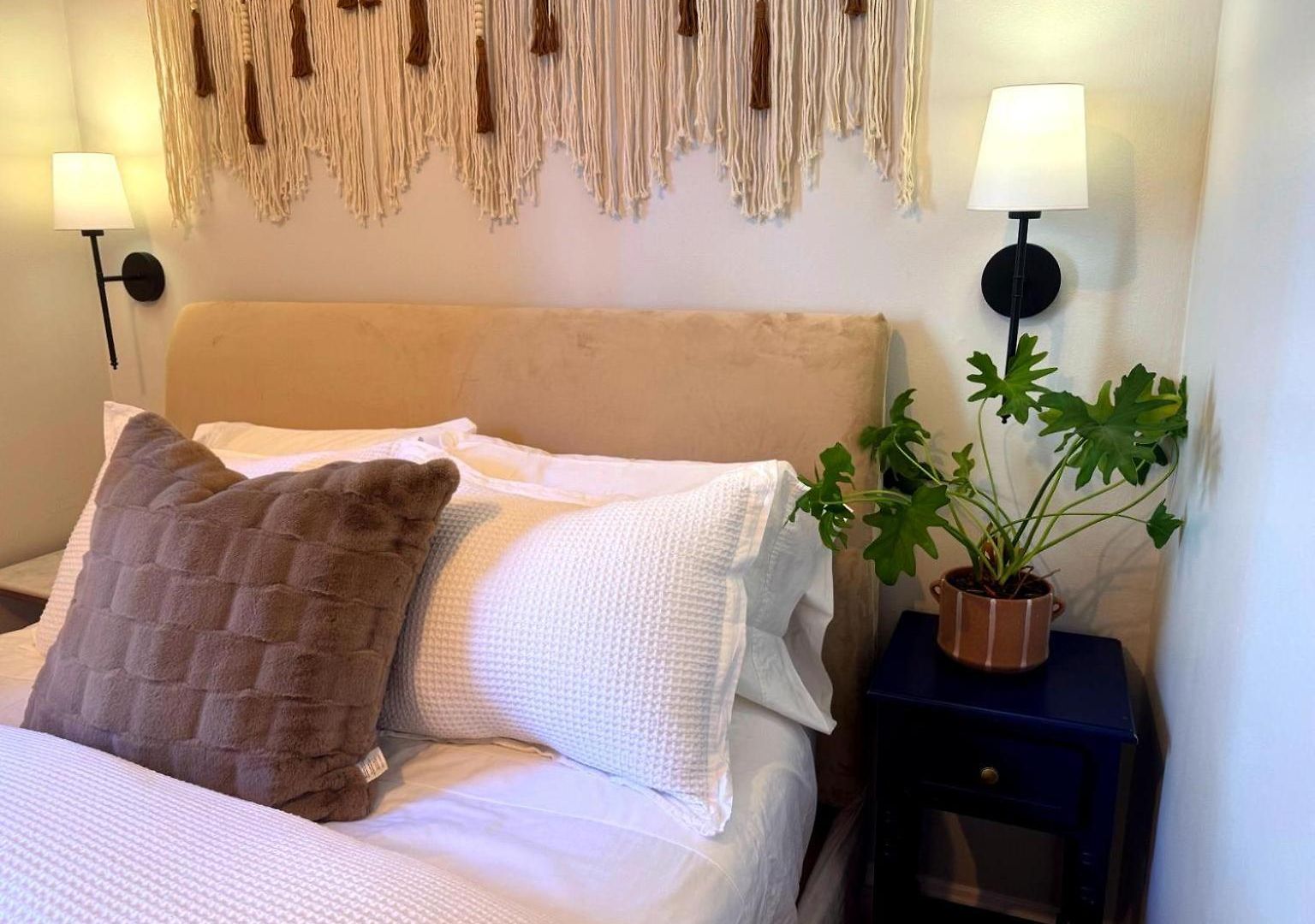 Apartment Stunning 3 Bedrooms 2 Bathrooms Getaway Chicago! *