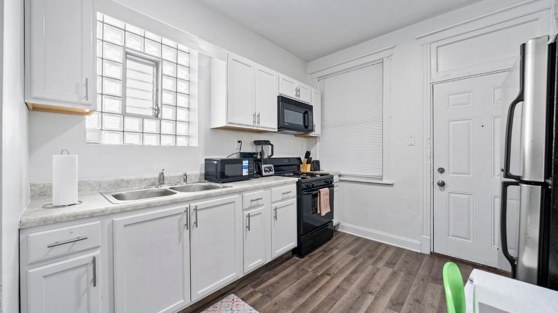 Cozy Woodlawn Retreat 1 * Chicago