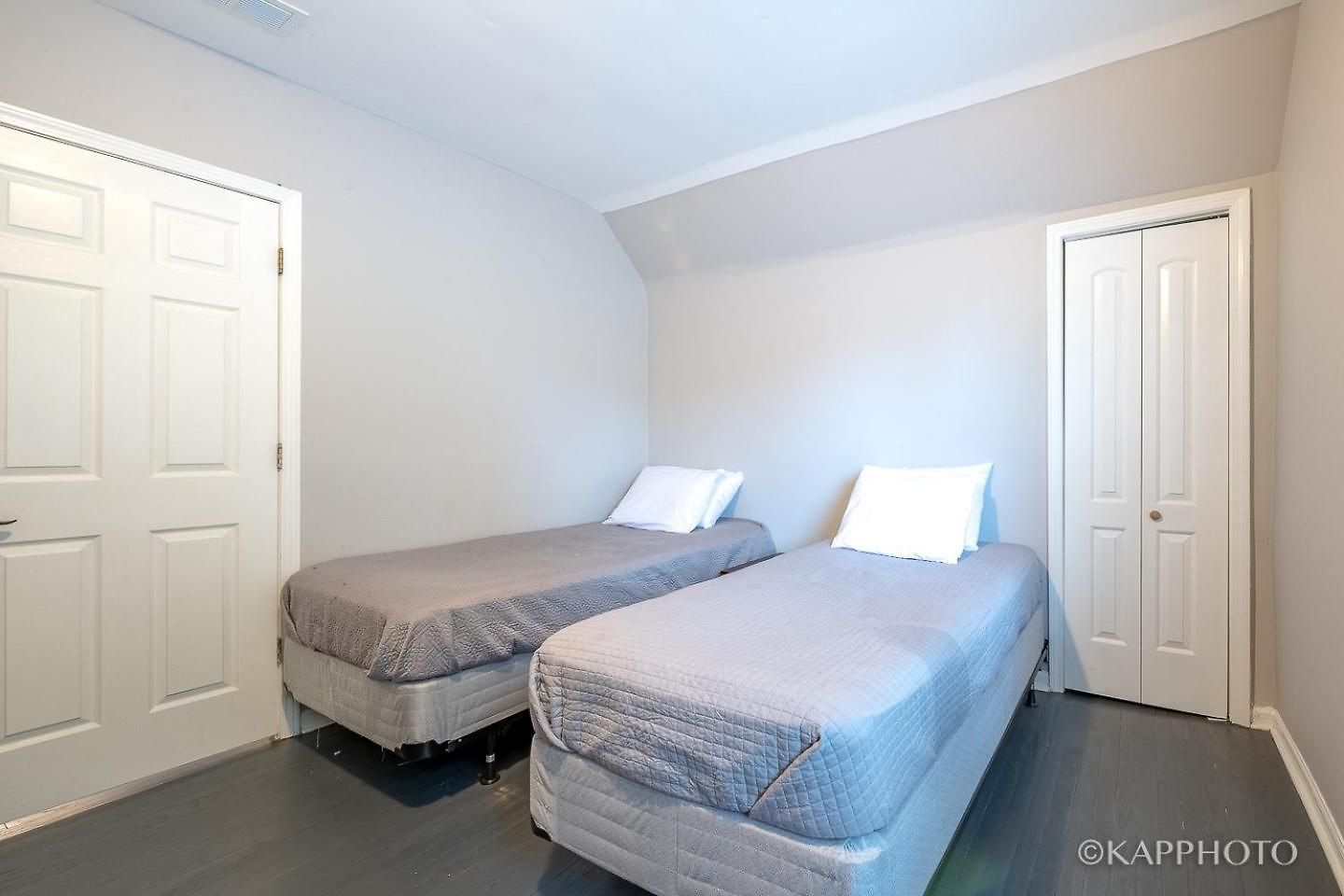 Apartment Entire Private Apartment, Near Downtown - Free Parking *