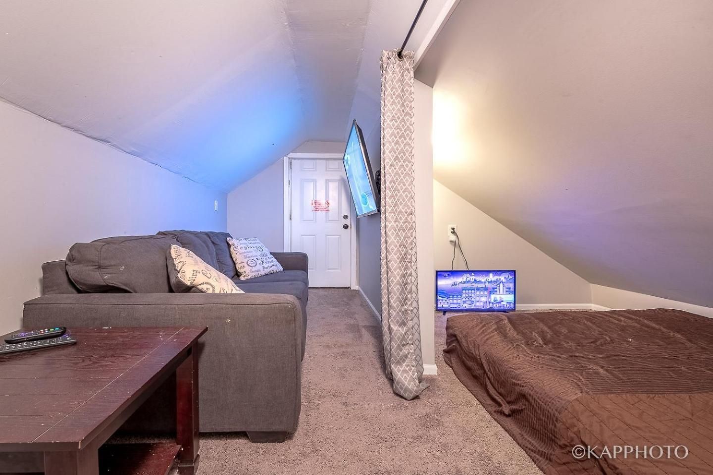 Apartment Entire Private Apartment, Near Downtown - Free Parking Chicago