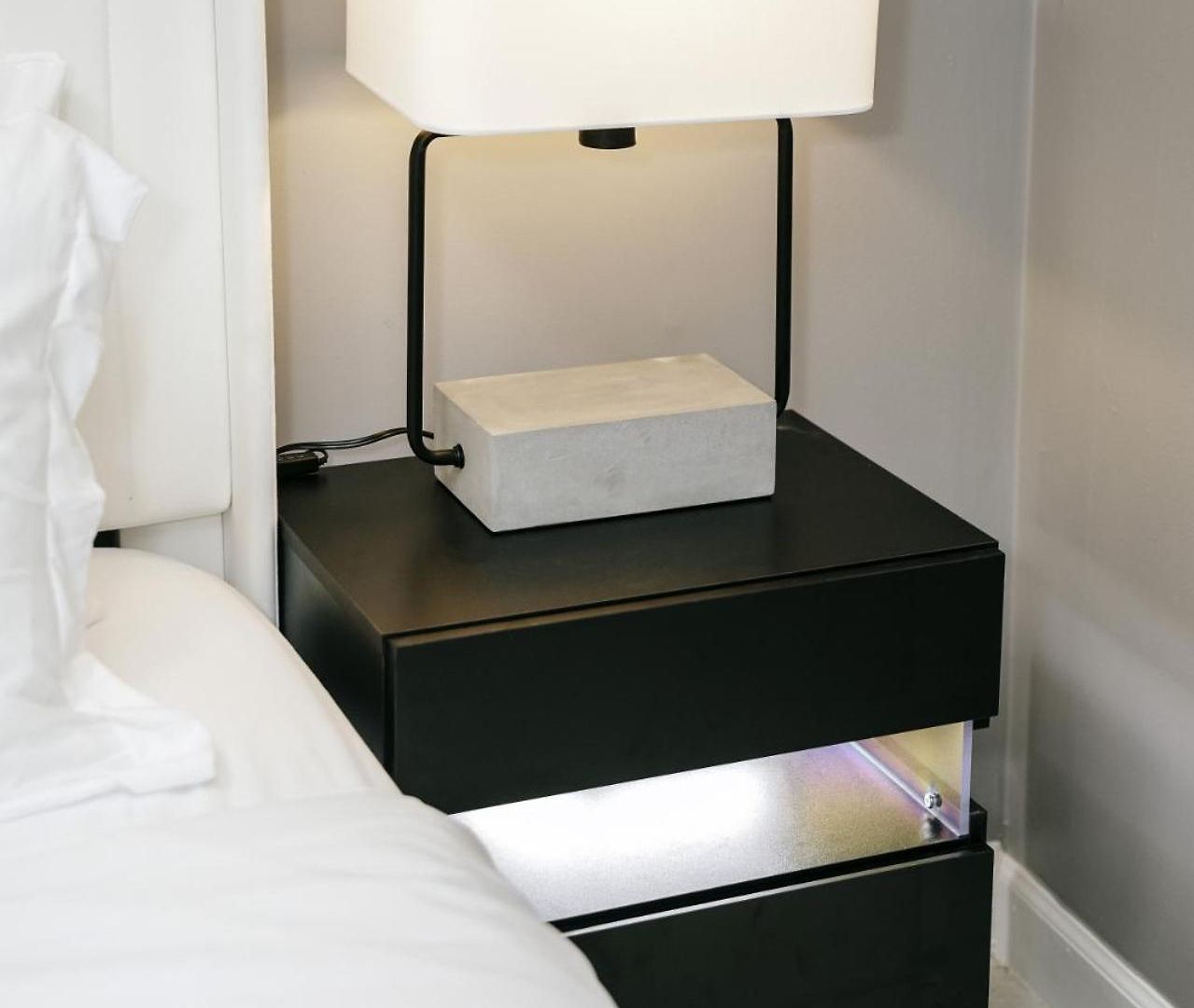 2br Traveler's Favorite • Modern And Clean Apartment *