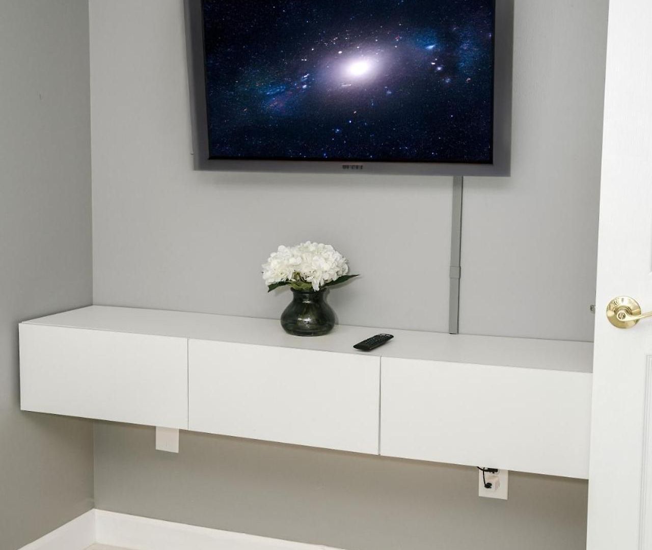 2br Traveler's Favorite • Modern And Clean Chicago