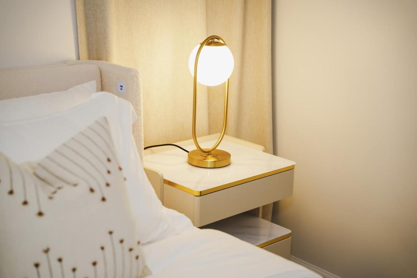Holiday home Sleeps 18 • 8br • Game • Gym • Theater Chicago