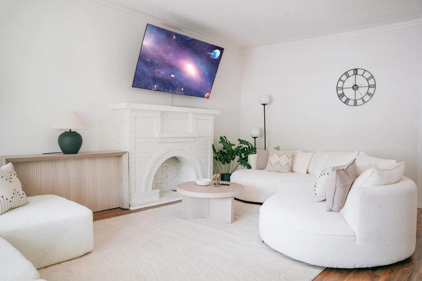 Sleeps 18 • 8br • Game • Gym • Theater *