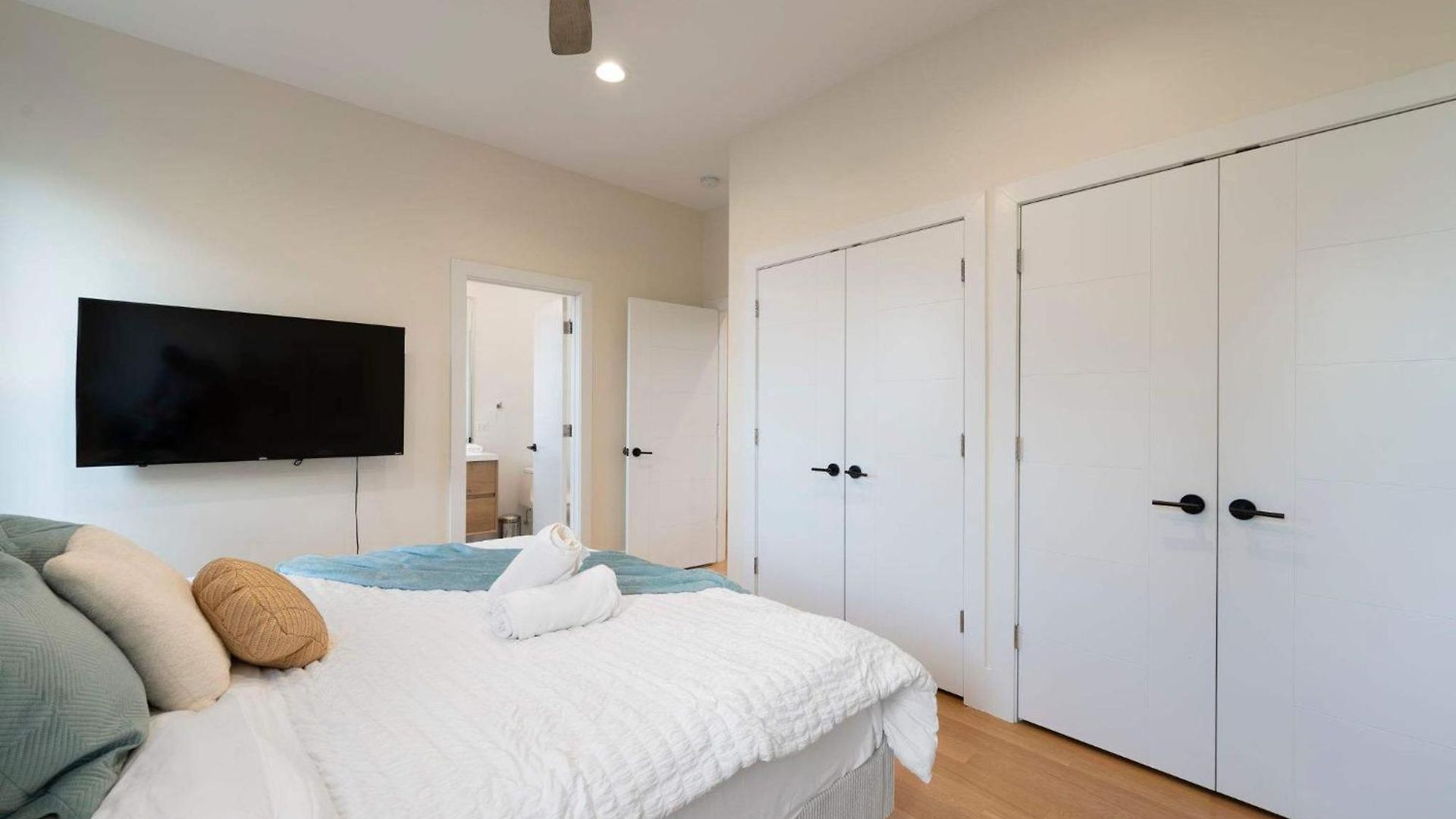 New 3bed 2bath With Parking By United Center