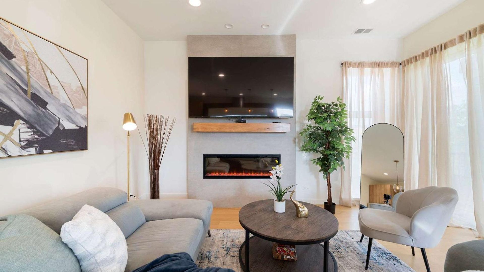 New 3bed 2bath With Parking By United Center Apartment