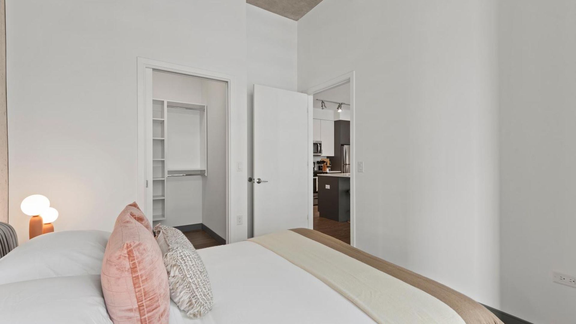 Premier Penthouses And With Captivating Views Of Millennium Park * Chicago