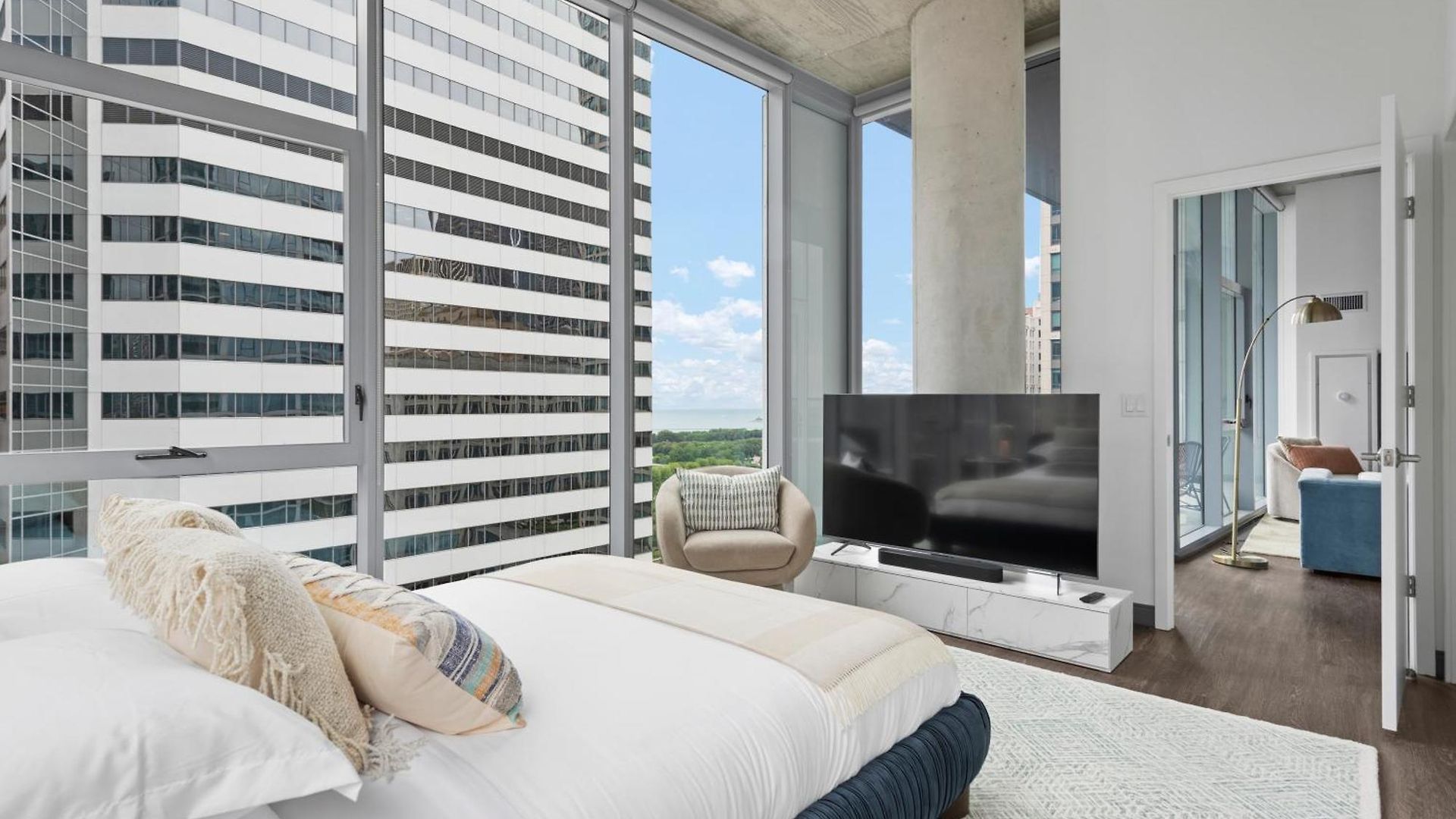 Premier Penthouses And With Captivating Views Of Millennium Park Apartment