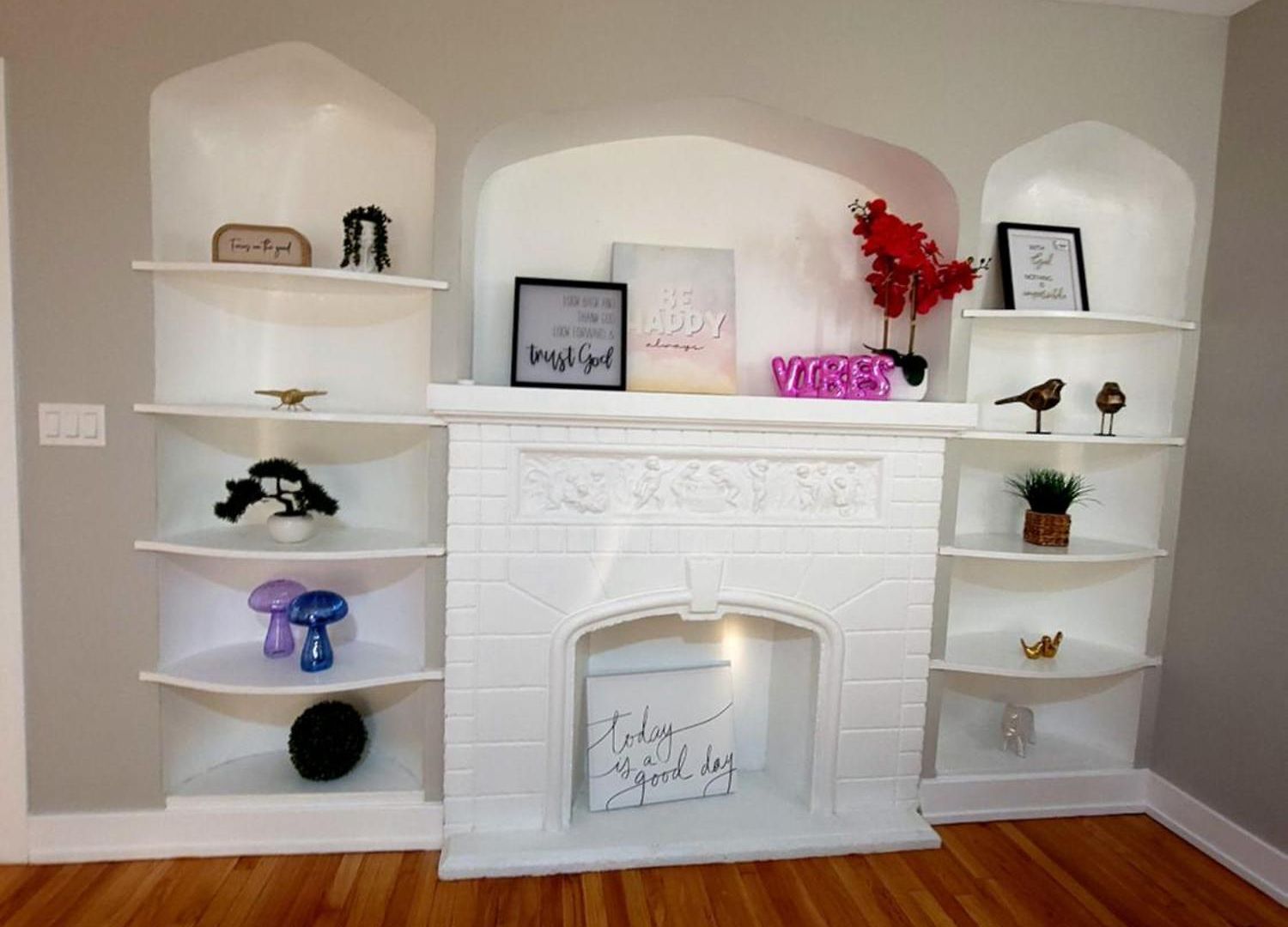 Beautiful 4 Bedroom 2 Bathroom Near Everything