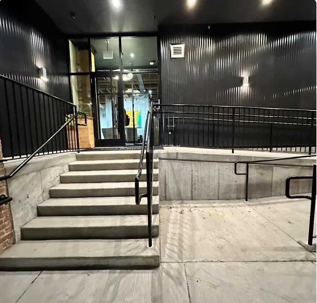 River North Private Balcony With In And Out Parking Apartment
