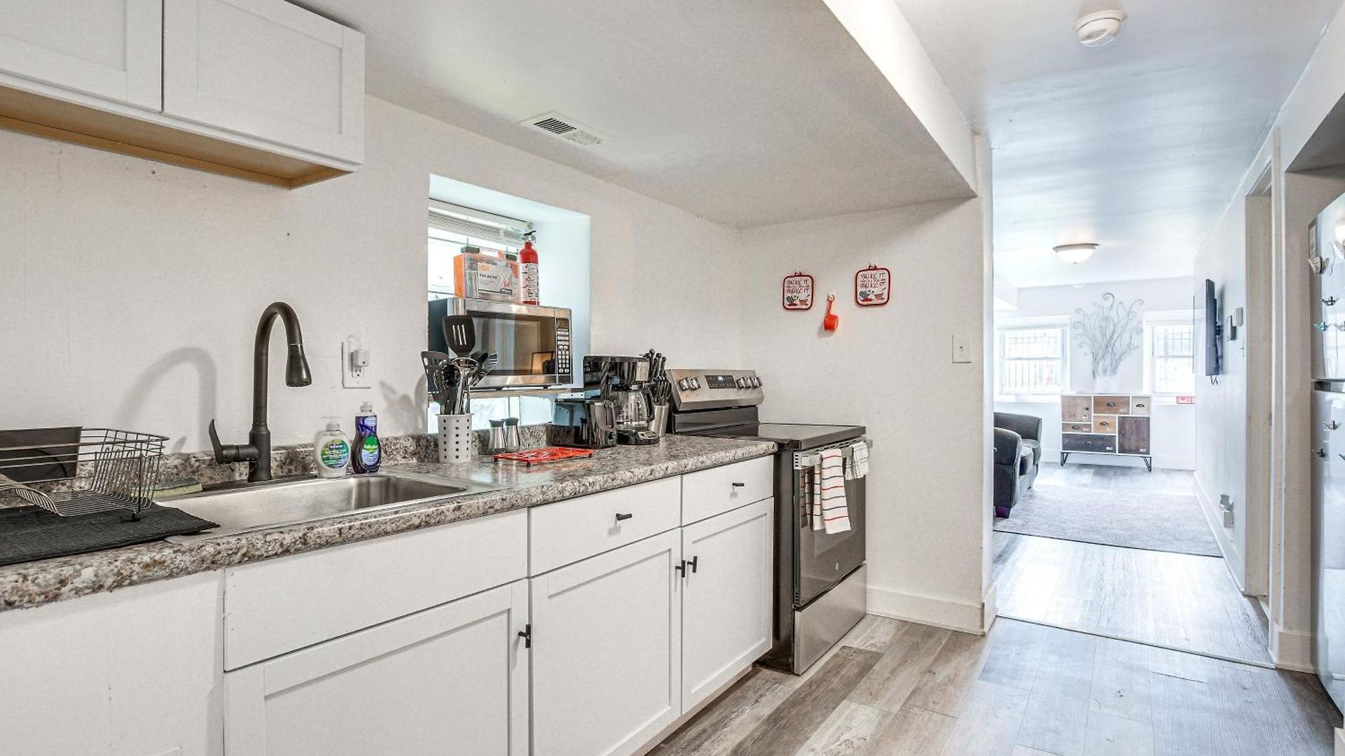 Apartment 9 Mi To Downtown! Pet-friendly Near Uni Of