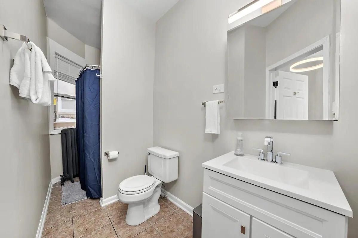 Cozy 1 Bedroom Near Logan Sq Chicago