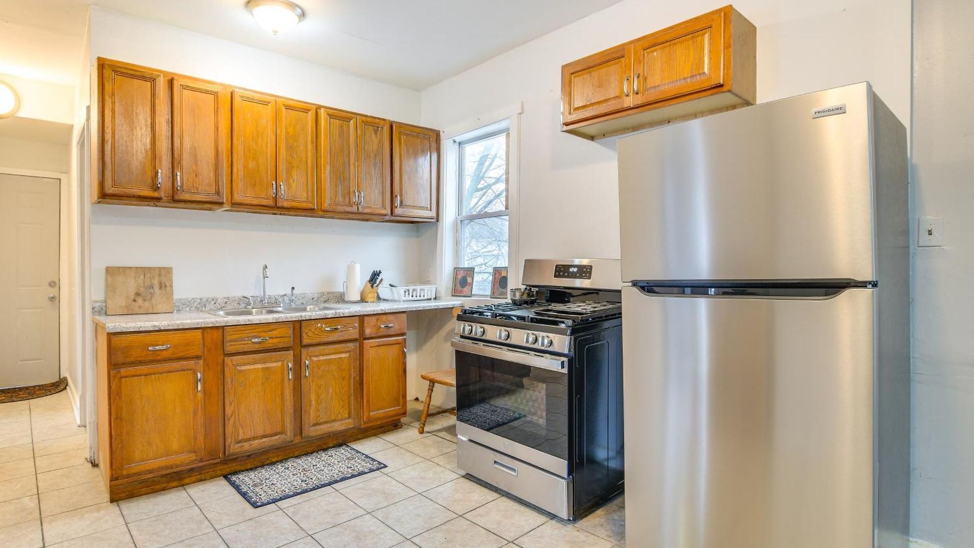 2 Mi To Red Line: Near Sherman Park Holiday home *