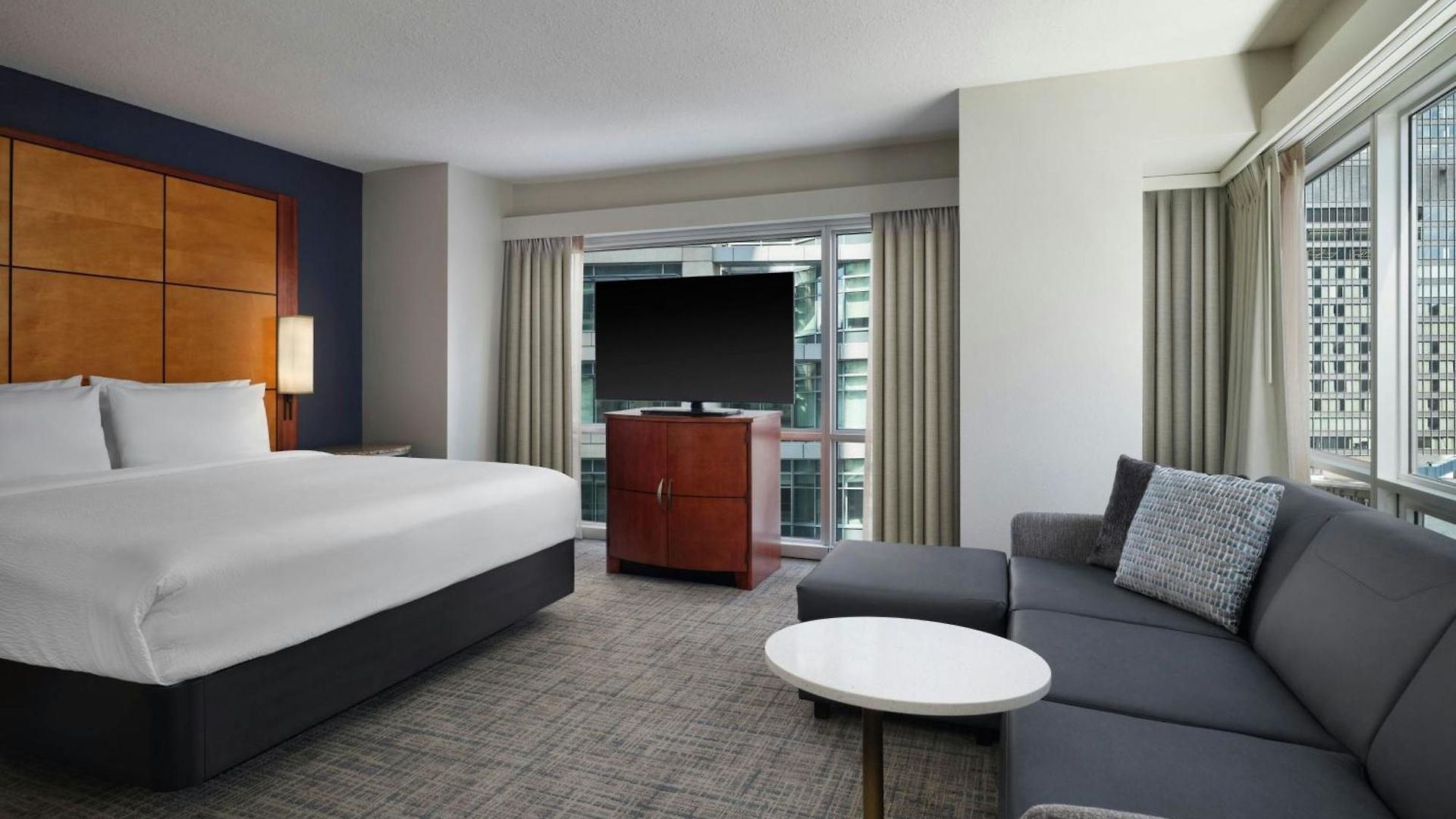 By Marriott Downtown/river North Chicago