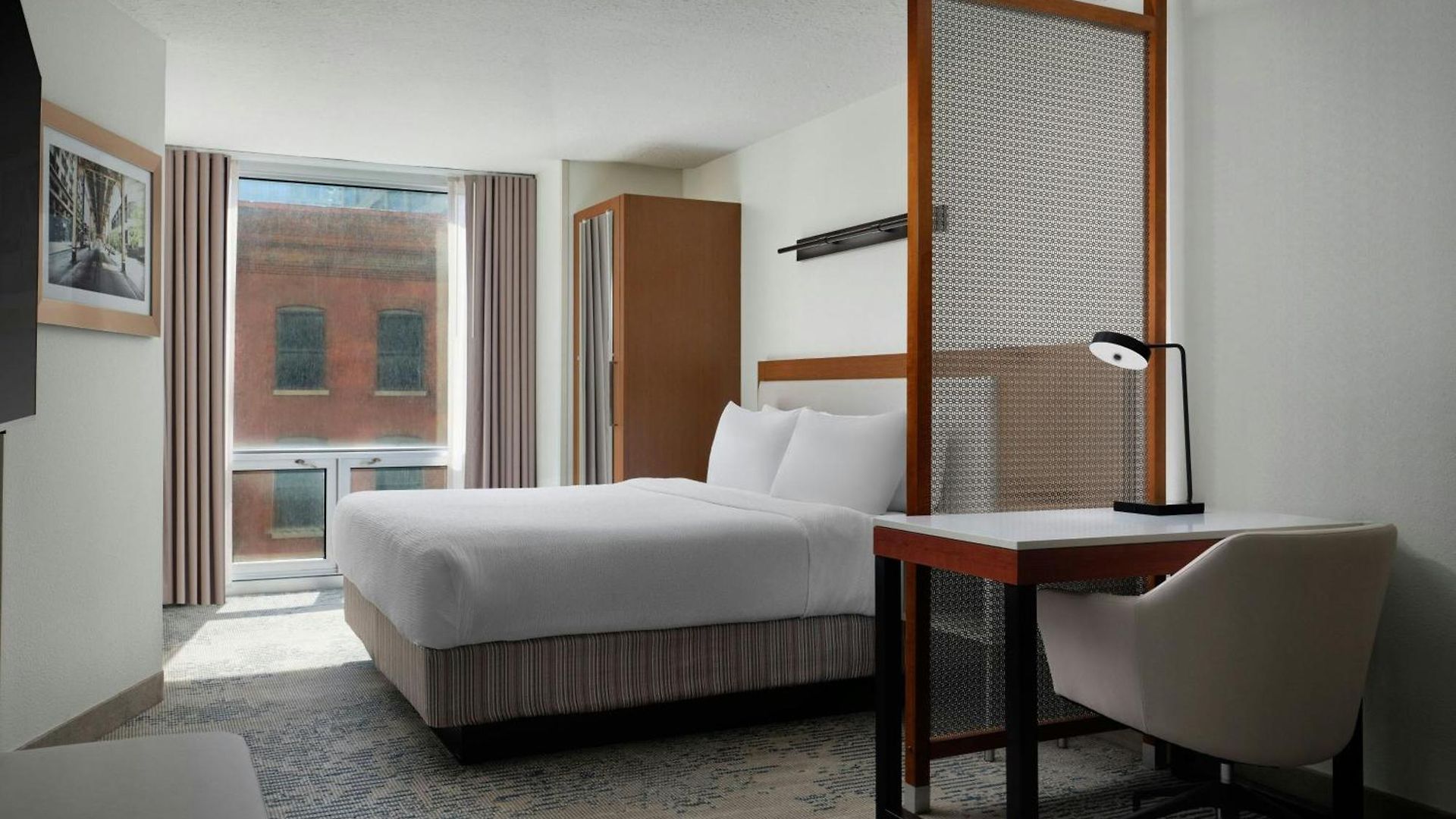 Springhill Downtown/river North